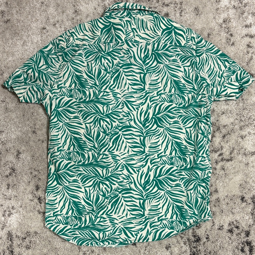 Levi's Green Leaf Pattern Men's Shirt - Picture 6 of 6